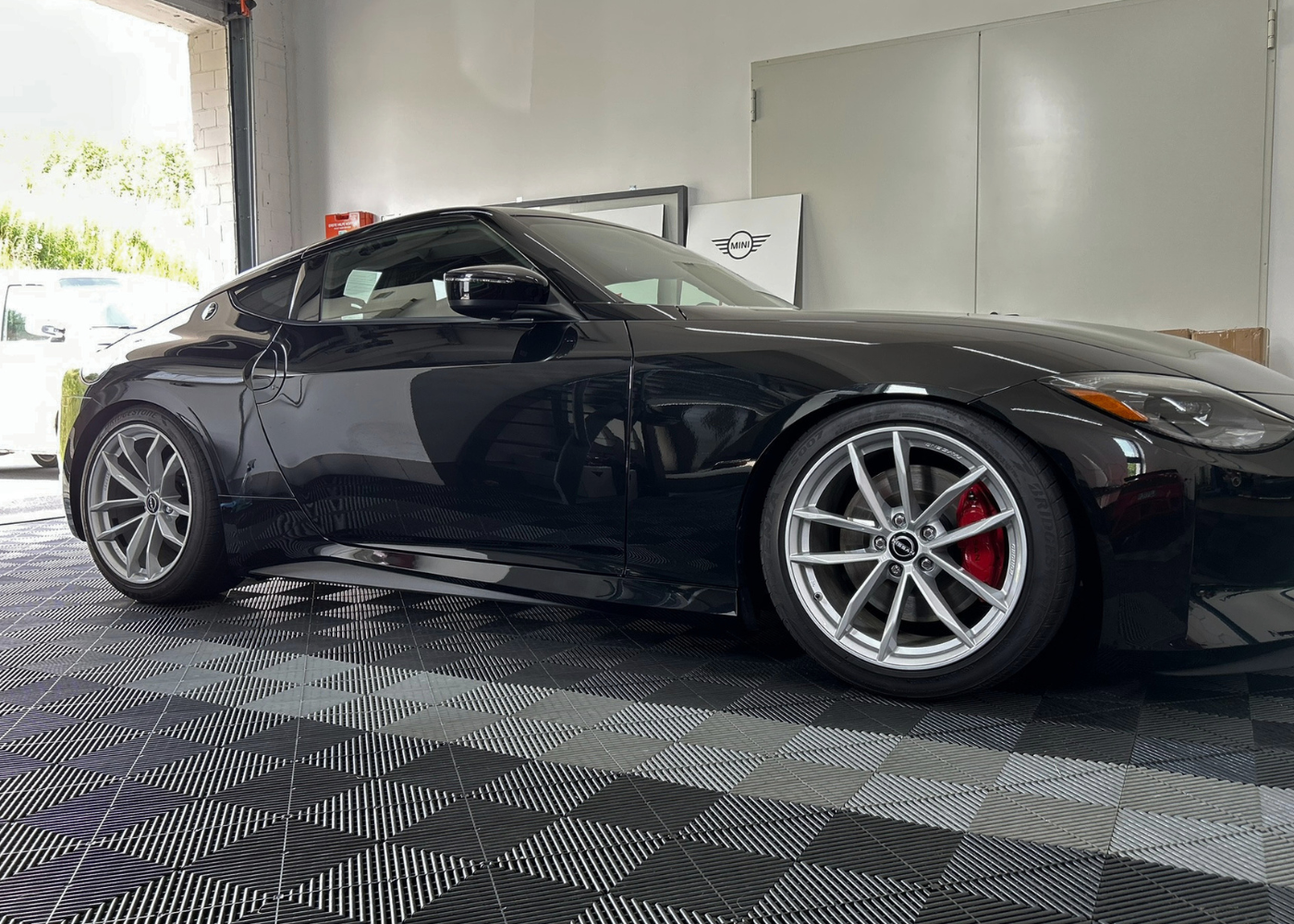 Nissan Z